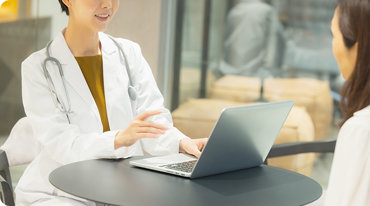 どんな皮膚の悩みでも気軽に通えるクリニック皮膚科専門医による丁寧な診療